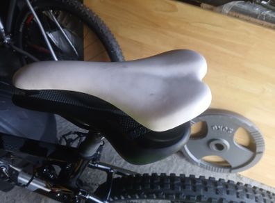 mtb saddle