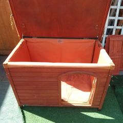 dog house