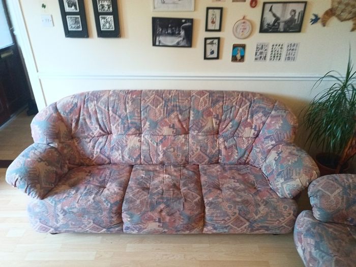 Jacquard suite, 3-seater couch and 2 armchairs - free delivery!