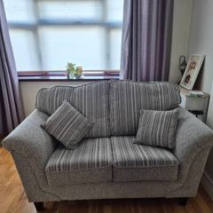 2 and 3 seater sofa with reversible cushions