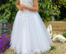Communion dress (Joan Calabrese) veil,umbrella and bag