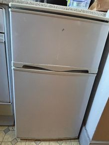 Small Under-Counter Fridge Freezer 96L