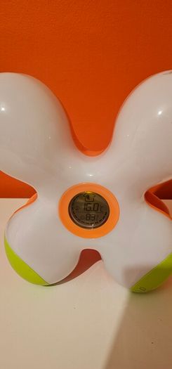 Baby cot/ nursery musical and night light