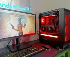 FULL GAMING SETUP: Overclocked i7-7700K 4.8GHz | GTX 1070 8GB | 24" Monitor & Peripherals Included!