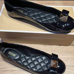 Michael Kors pumps