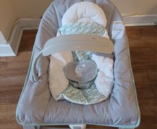 Ingenuity 3 in 1 - Bouncer, rocker and stationery seat