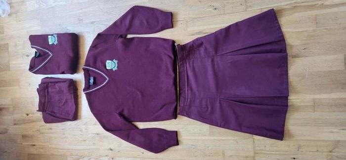 St. Kilian's Bray junior girls uniform bundle