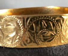 gold plated bangle