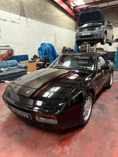 Porsche 944 S2 Cabriolet