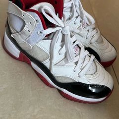 Nike Jordan Raptor trainers. Size 4uk/36.5eu.