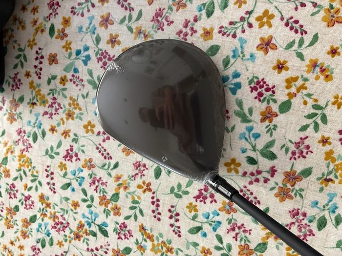 Brand new TaylorMade QI4D driver