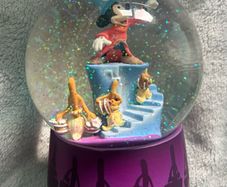 mickey mouse snow globe