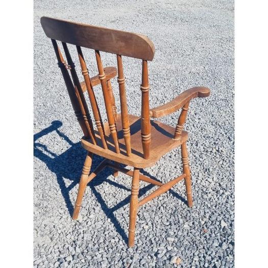Spindle Back Arm Chair KAS771