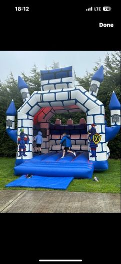Bouncy Castles Party Machines