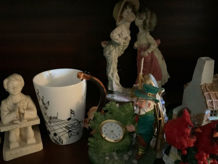 Clock, figures, Display Cabinet