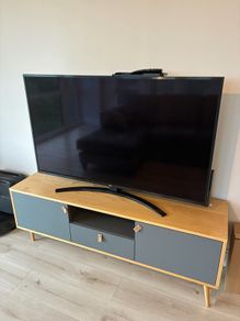 LG 55 4K UHD Smart TV  55UM7450PLA  Excellent Condition