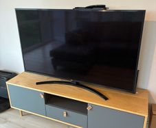 LG 55 4K UHD Smart TV  55UM7450PLA  Excellent Condition