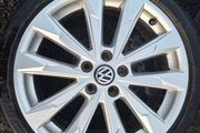 18" Vw Alloys with tyres