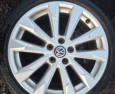 18" Vw Alloys with tyres