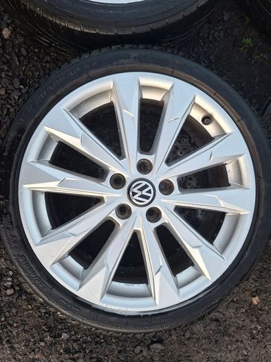 18" Vw Alloys with tyres