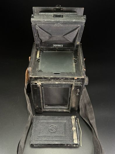 Thornton Pickard Junior Special antique camera