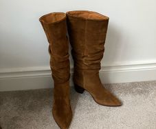 Suede slouch boots