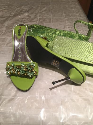 Backless sandle's & 2 Handbags