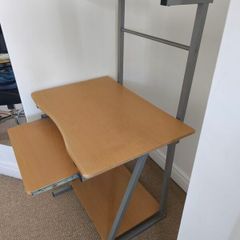Desc in very good condition for PC and printer