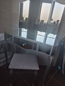 Vanity Table