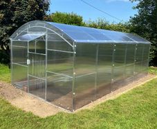 The MaxGrow  greenhouse