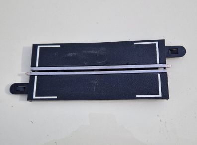 Scalextric C7016: Single Lane Half-straight with markings - Sports Track (digital pit lane)