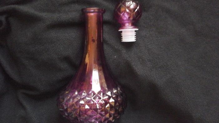 Glass decanter