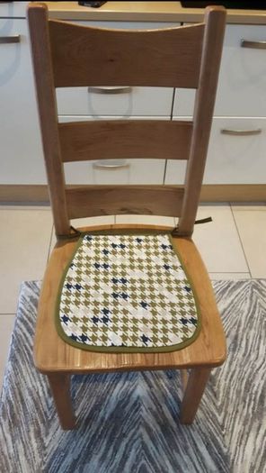 wooden dinning chair