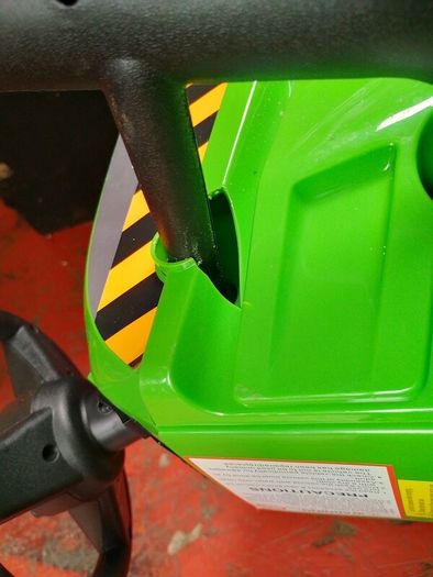 New Ex display Kids 12V Electric Ride-On Tractor
