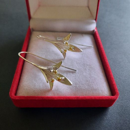Fuchsia Flower Earrings Silver and Gold Tone Floral Drops Dangle Earrings