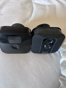 2 blink outdoor security camera ( delivered)