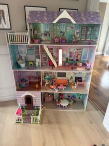 dolls house