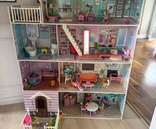 dolls house