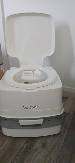 Camping toilet