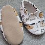 girl shoes 9-12 month 3 pairs Image 4