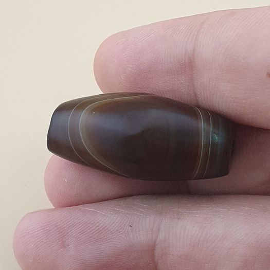 Vintage Natural Eye Suliemani Agate Bead Amulet