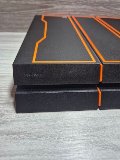 PS4 Call Of Duty Limited Edition 1TB Low Firmware 11.00 Great Condition