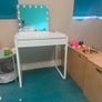 dressing table with mirror Image 3