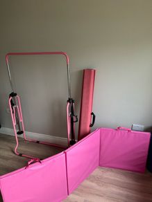Gymnastics bars & mat