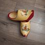 Dutch wooden clogs Image 3
