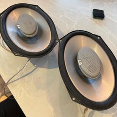 6 x 9 speakers.  Infinity 9633 Power 100W RMS 300W Peak