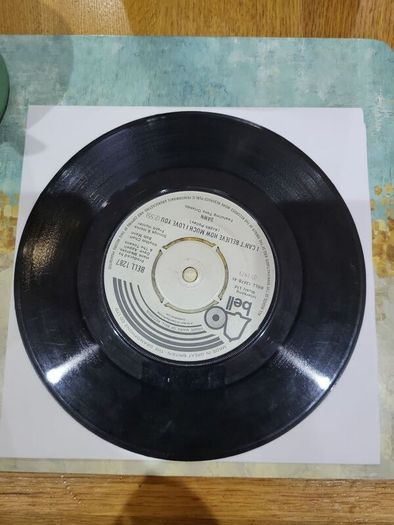 Dawn featuring Tony Orlando Tie A Yellow Ribbon Round The Ole Oak Tree 7 inch single