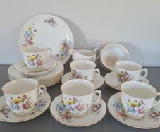21 piece Royal Imperial  Tea Set