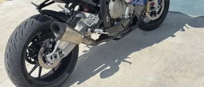 s1000rr full akrapovic exhaust