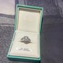 9ct white gold ring Image 5